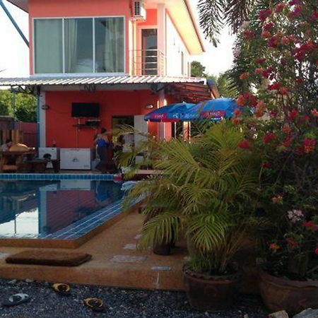Hotel Mee Rak Vintage à Bang Sare Extérieur photo